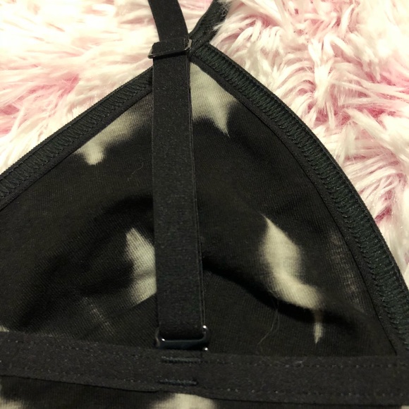 NWT Calvin Klein ID Sports Yoga Bralette Black - Picture 4 of 5
